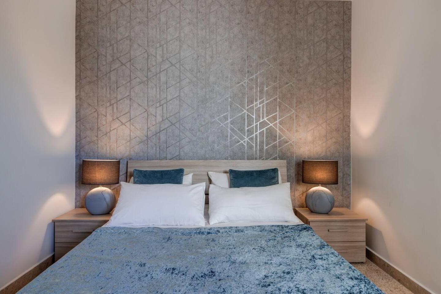Uptown Mellieha By Homely Extérieur photo