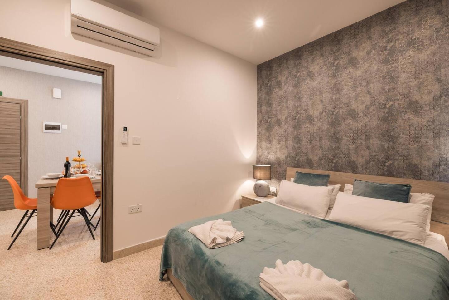 Uptown Mellieha By Homely Extérieur photo